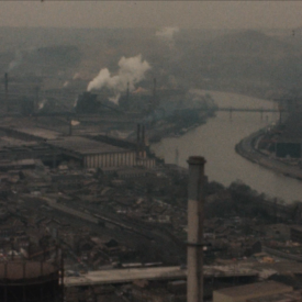 Survol muet du bassin sidérurgique liégeois à la fin des années 70