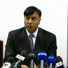 Visite de Lakshmi Mittal à Liège en 2007, espoir de relancer le haut fourneau 6 de Seraing